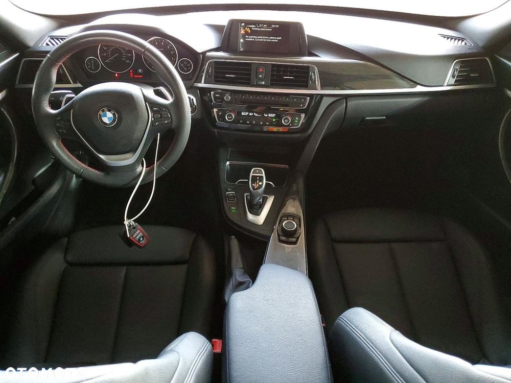 BMW 3GT 330i GPF xDrive Sport Line - 8