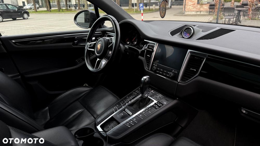 Porsche Macan PDK - 17