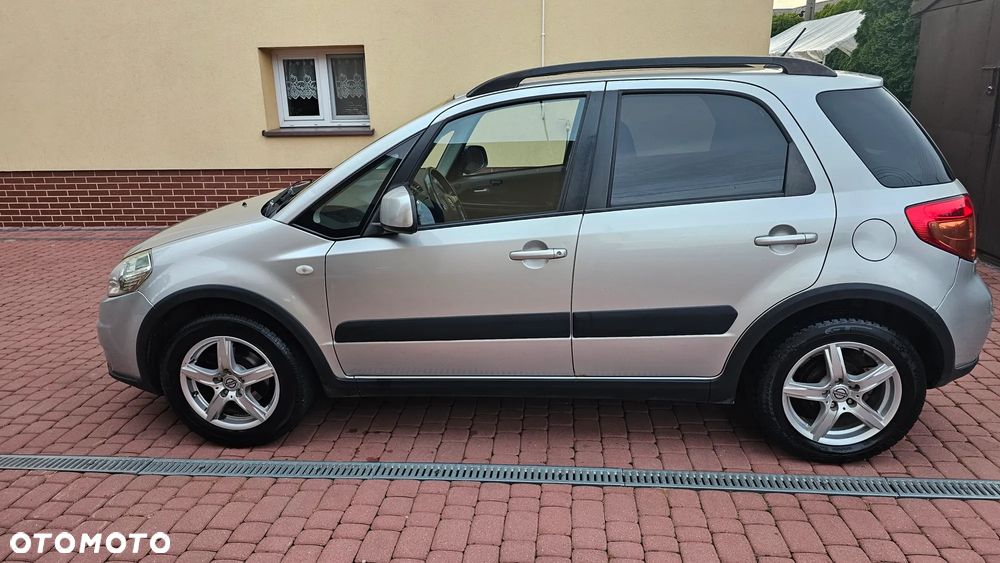 Suzuki SX4 1.6 VVT 4x2 Comfort - 3