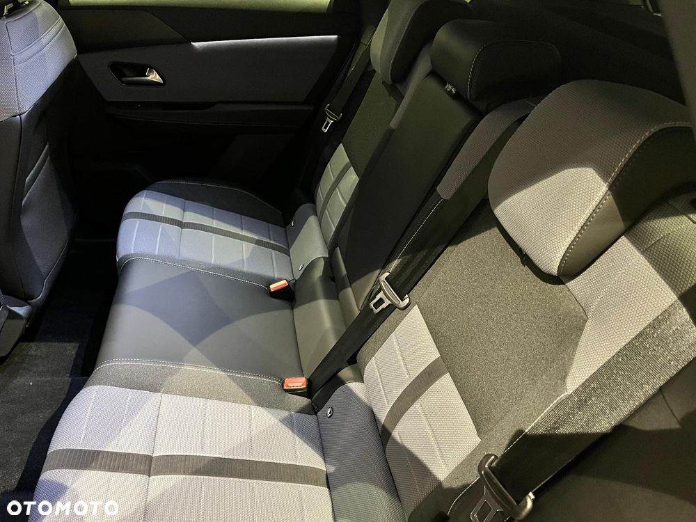 Opel Grandland 1.2 T mHEV GS S&S eDTC6 - 8