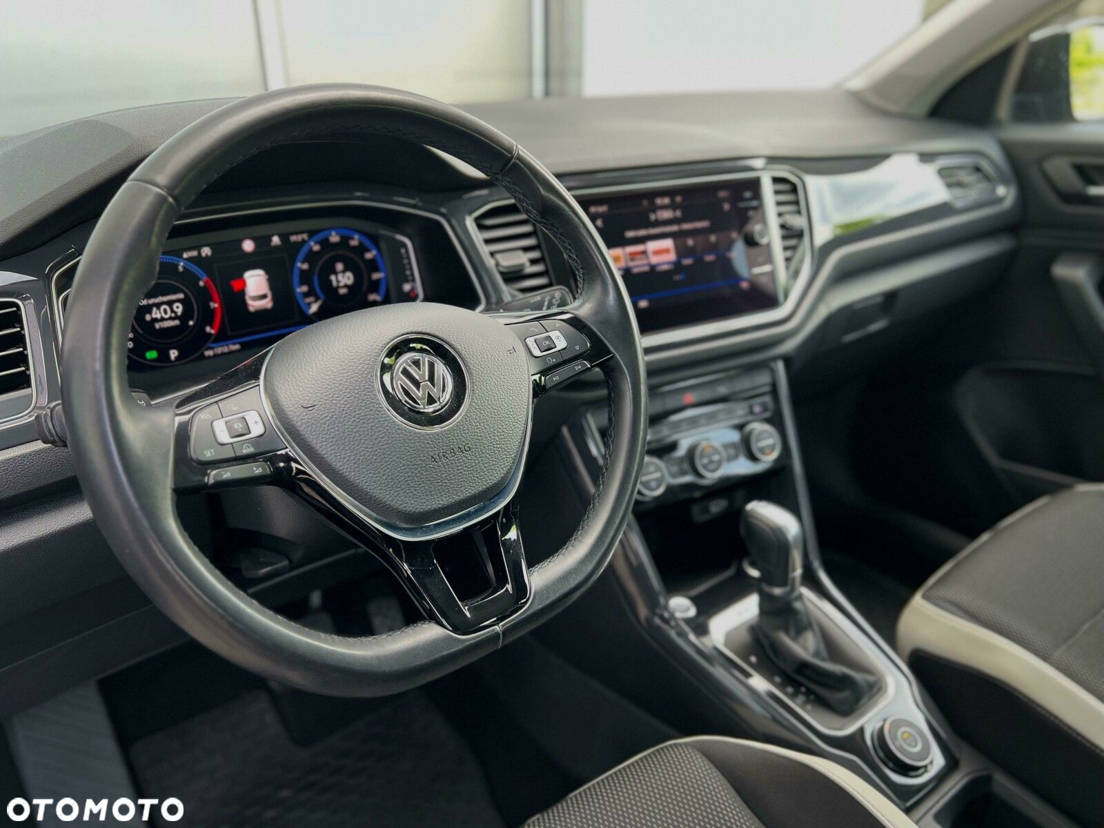 Volkswagen T-Roc 2.0 TSI 4Motion Premium DSG - 11