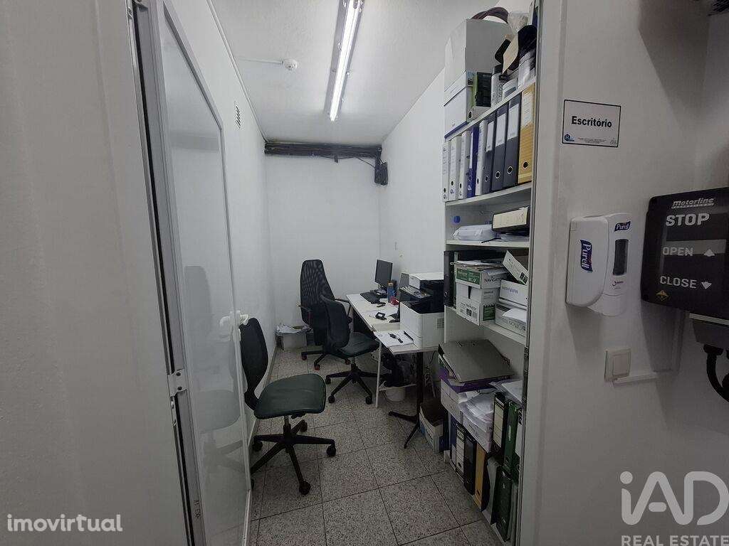 Loja / Estabelecimento Comercial em Vila Real de 300,00 m2 - Grande imagem: 5/30