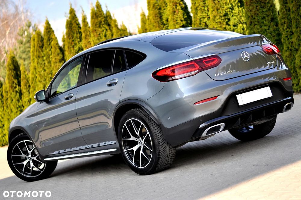 Mercedes-Benz GLC 220 d 4Matic 9G-TRONIC AMG Line Advanced - 11
