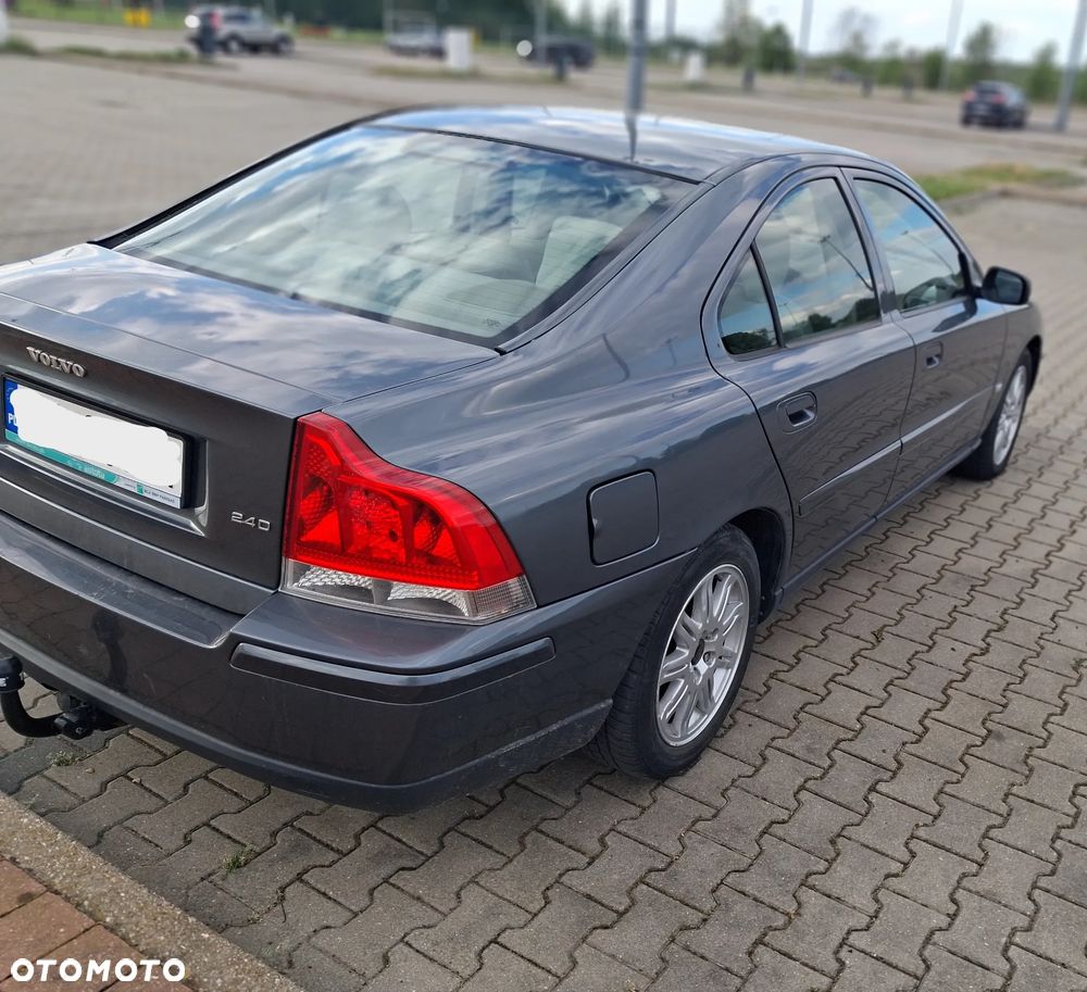 Volvo S60 2.4D5 Momentum - 7