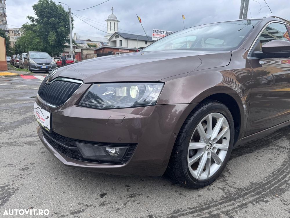 Skoda Octavia 1.6 TDI DSG Style - 13