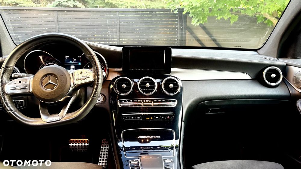 Mercedes-Benz GLC - 15