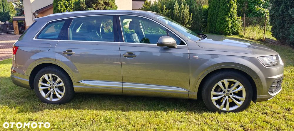 Audi Q7 - 6