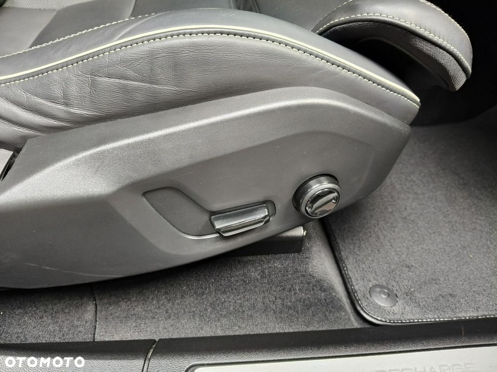 Volvo XC 60 - 24