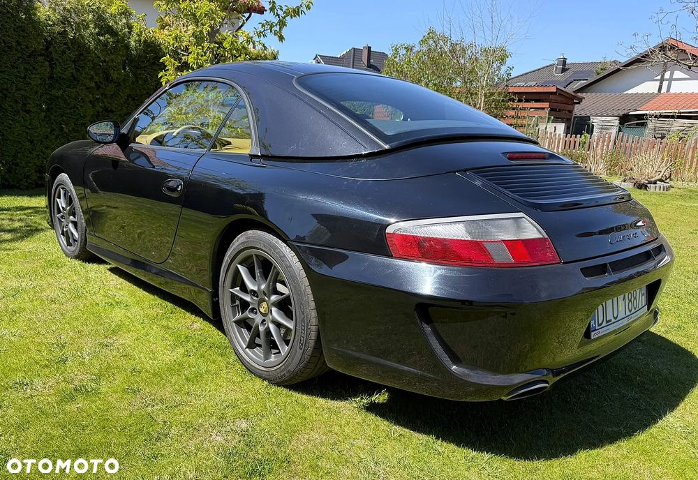 Porsche 911 Carrera - 5
