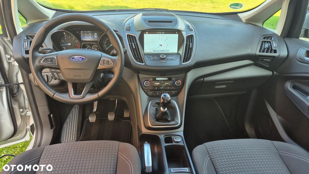 Ford Grand C-MAX - 12