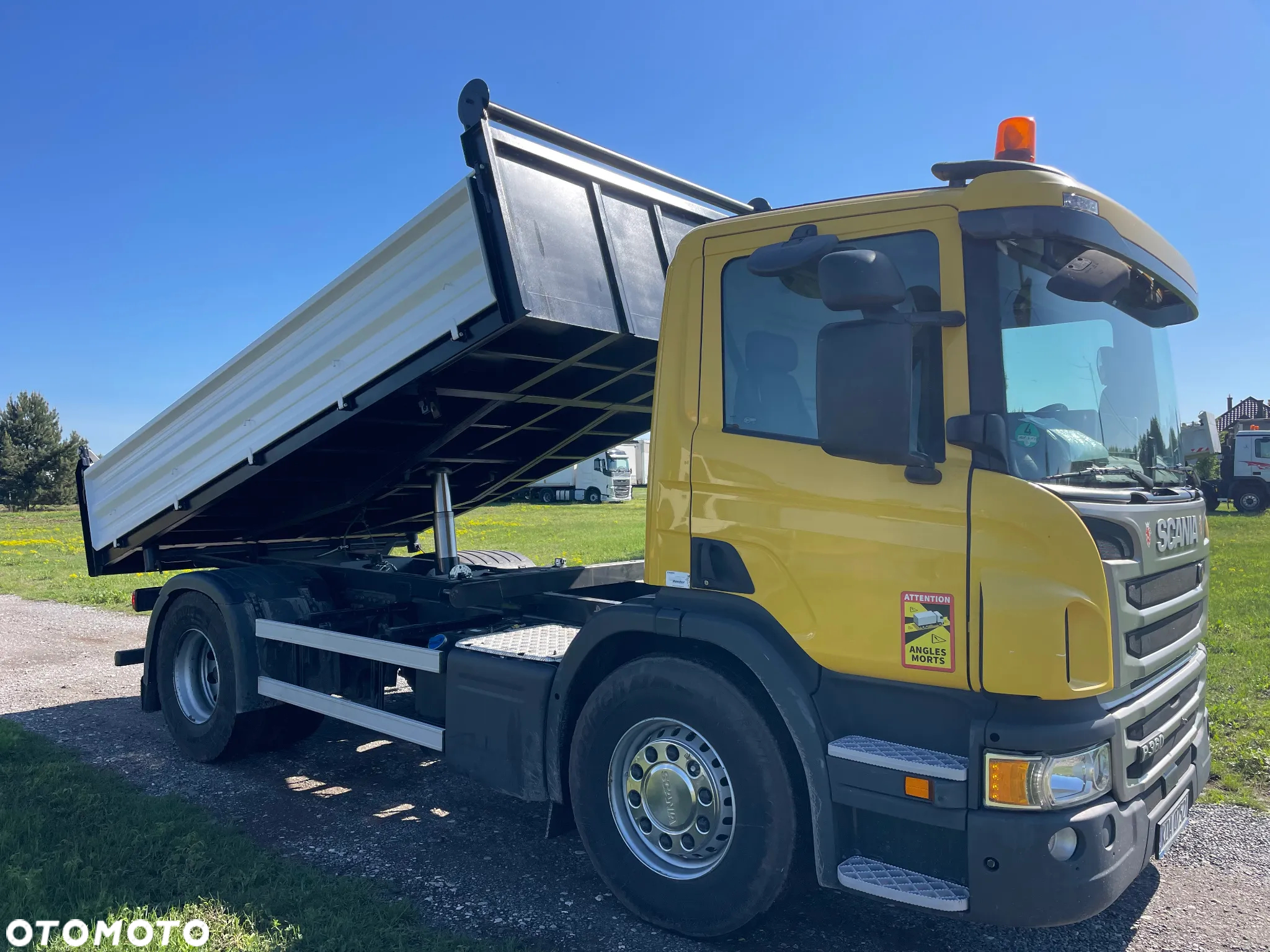 Scania P 360 - 2