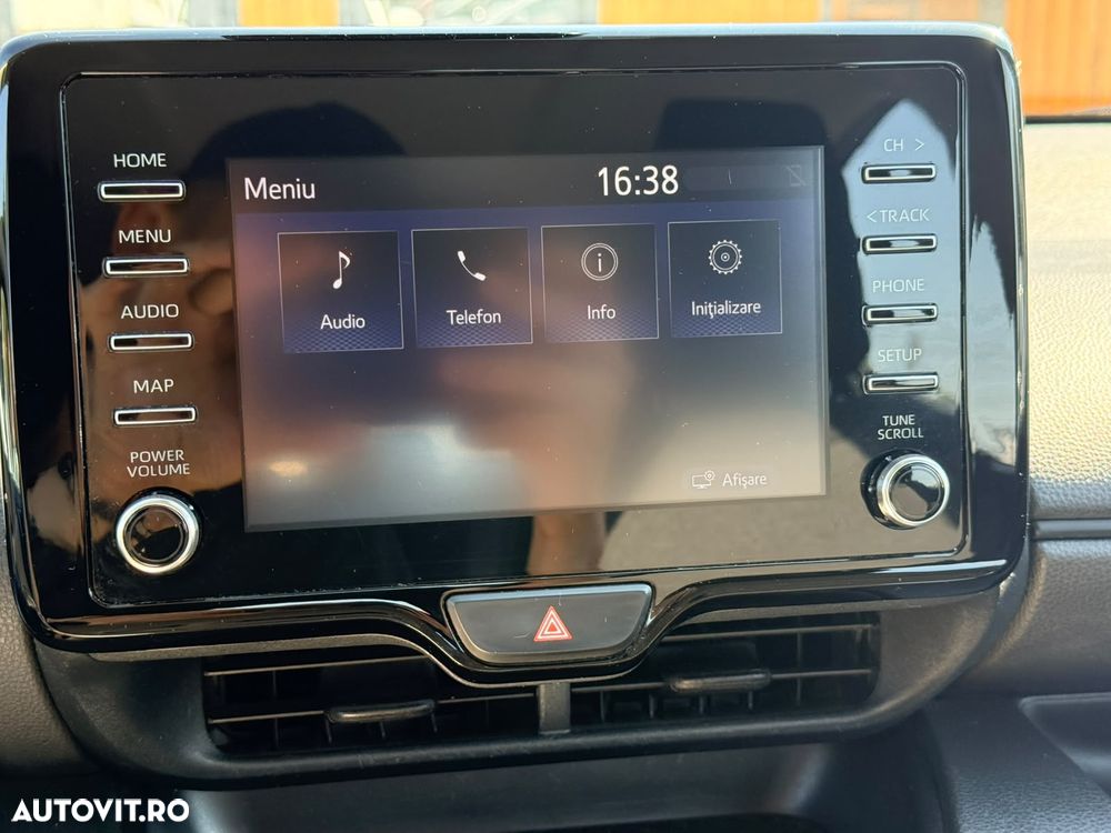 Toyota Yaris - 18