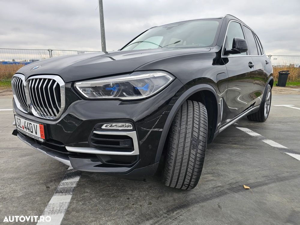 BMW X5 xDrive45e xLine - 37