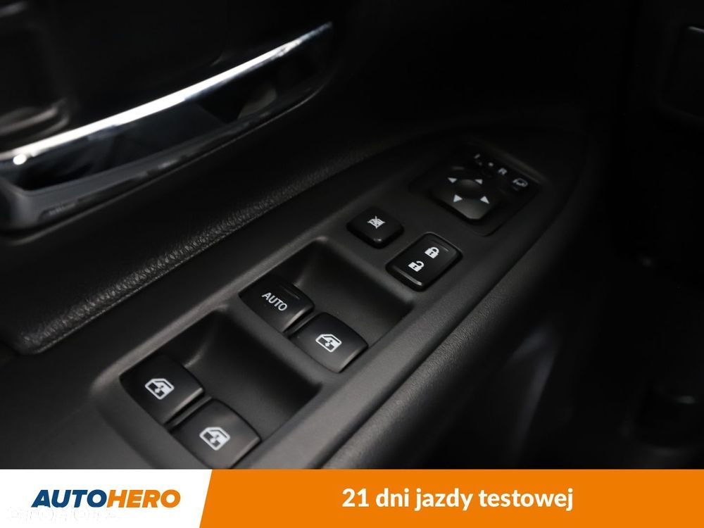 Mitsubishi Outlander - 29