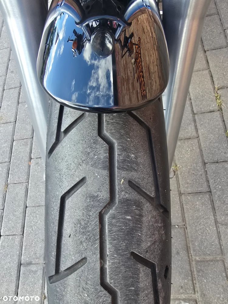 Harley-Davidson Dyna Super Glide - 15