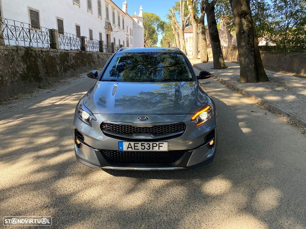 Kia XCeed 1.6 CRDi Tech+SRF - 3