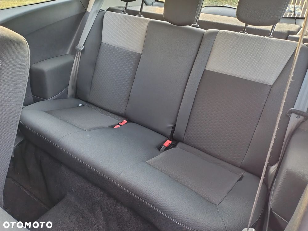 Renault Clio 1.2 16V 75 Expression - 10