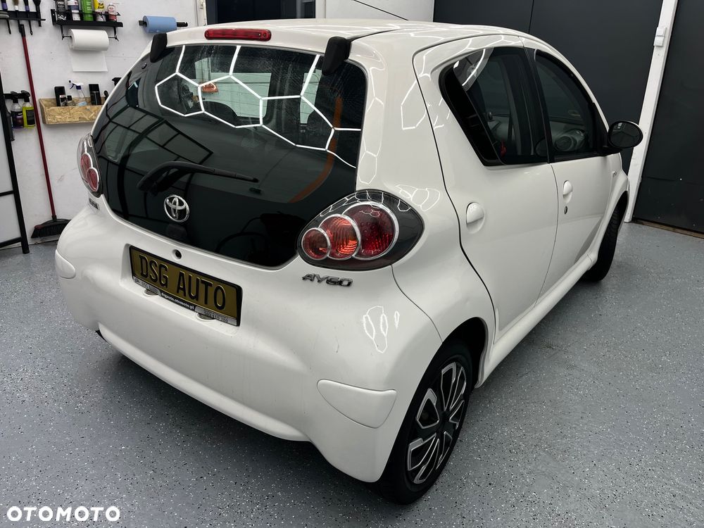 Toyota Aygo - 17