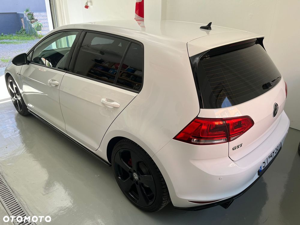 Volkswagen Golf GTI (BlueMotion Technology) DSG - 7