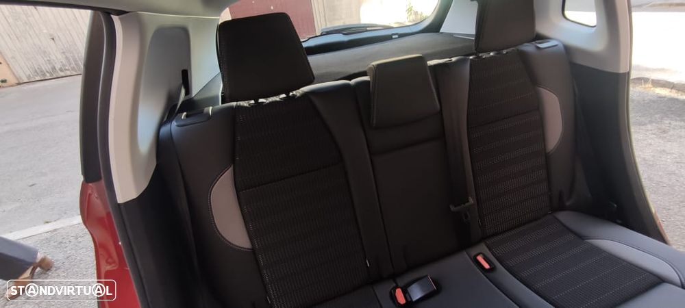 Peugeot 2008 PureTech 110 Stop&Start EAT6 GT-Line Edition - 13
