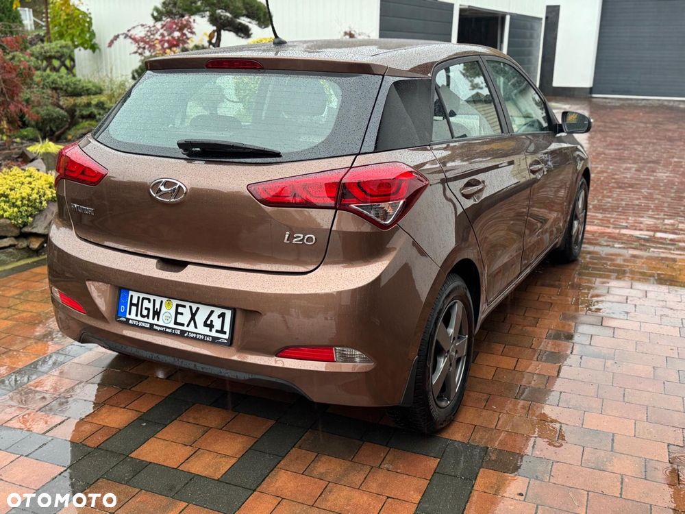 Hyundai I20 2016 photo 3