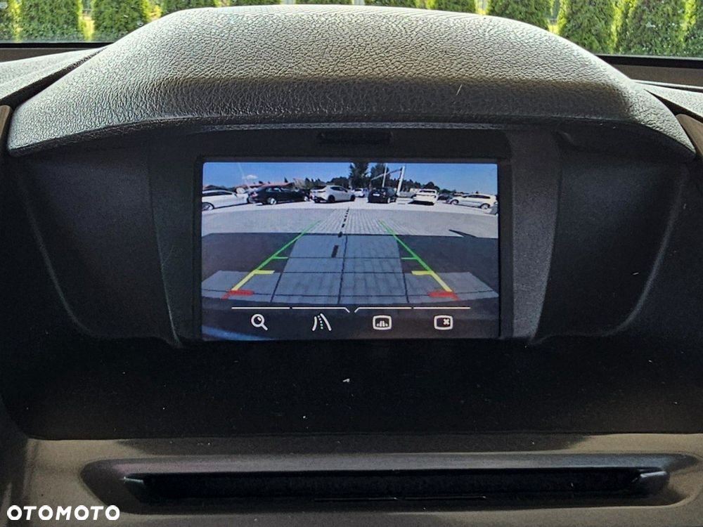 Ford Tourneo Connect Grand - 19