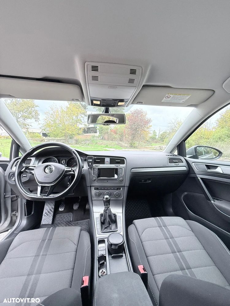Volkswagen Golf 1.6 TDI BMT Comfortline - 7