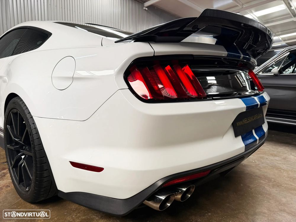 Ford Mustang Shelby GT350 5.2 V8 - 53