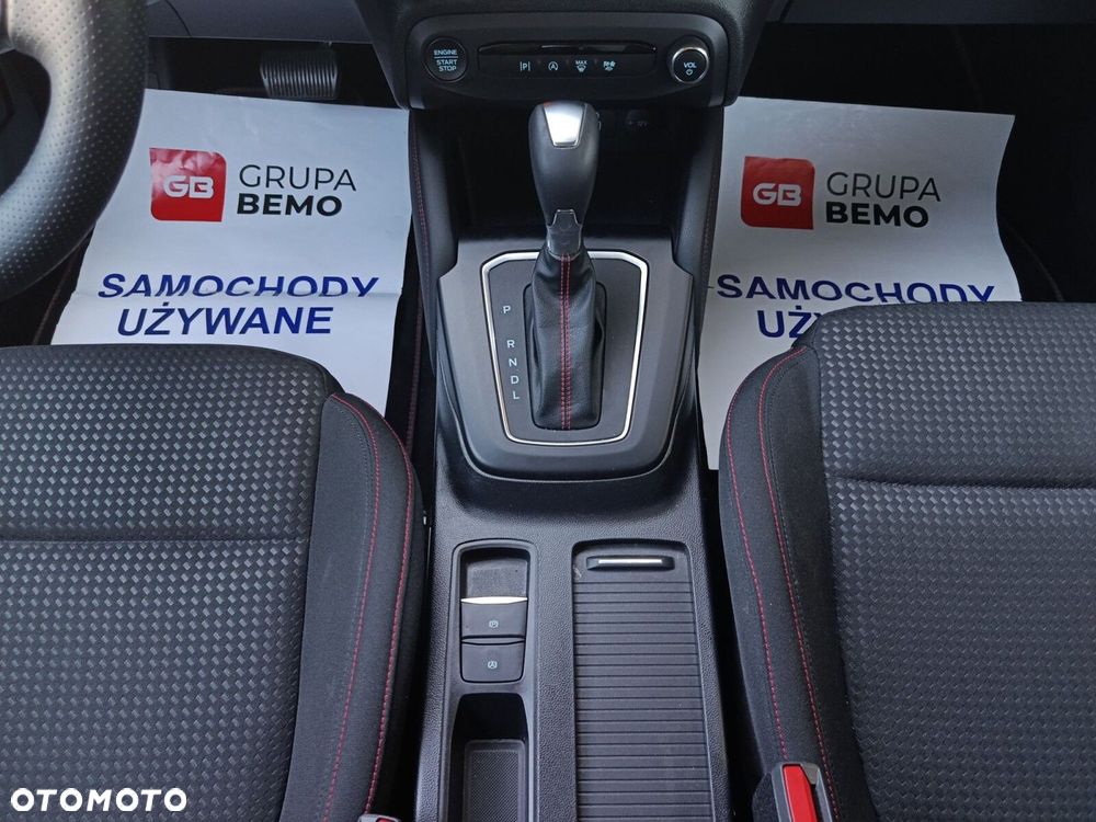 Ford Focus 1.0 EcoBoost mHEV ST-Line Design - 28
