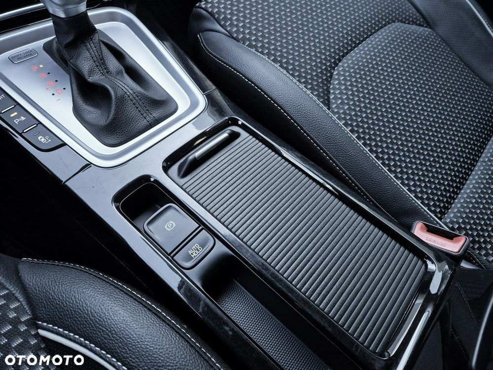 Kia Ceed 1.6 GDI PHEV L Business Line DCT - 30