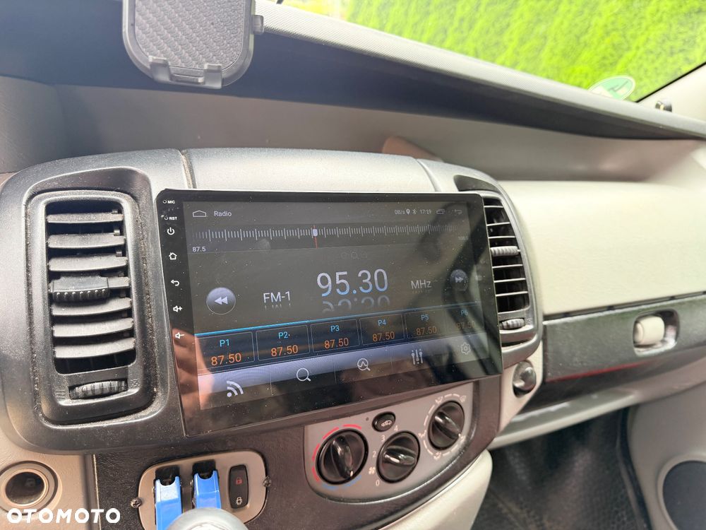 Opel Vivaro - 15