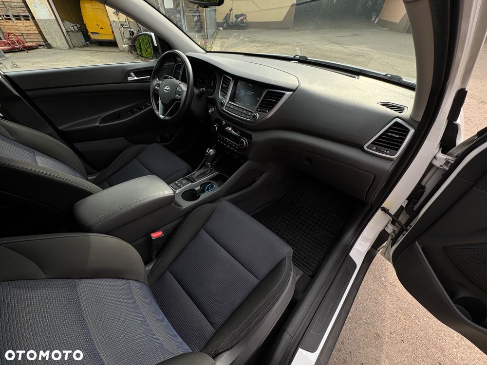 Hyundai Tucson blue 1.7 CRDi 2WD DCT Passion - 35