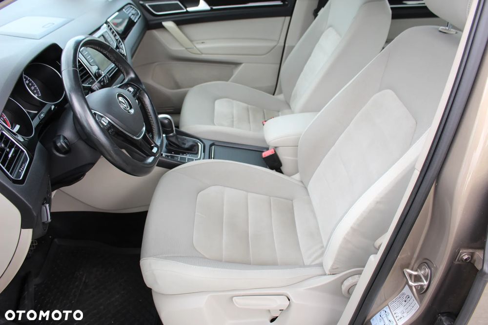 Volkswagen Golf Sportsvan 1.4 TSI (BlueMotion Technology) DSG Highline - 16