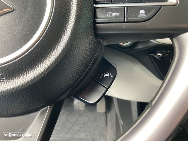 Suzuki Swift 1.2 Dualjet Hybrid MT Club - 20