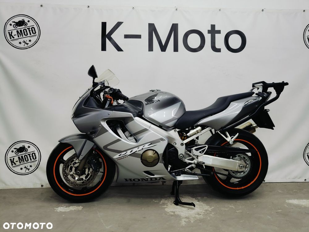 Honda CBR - 17