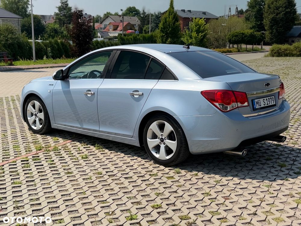 Chevrolet Cruze 1.8 LT+ - 3