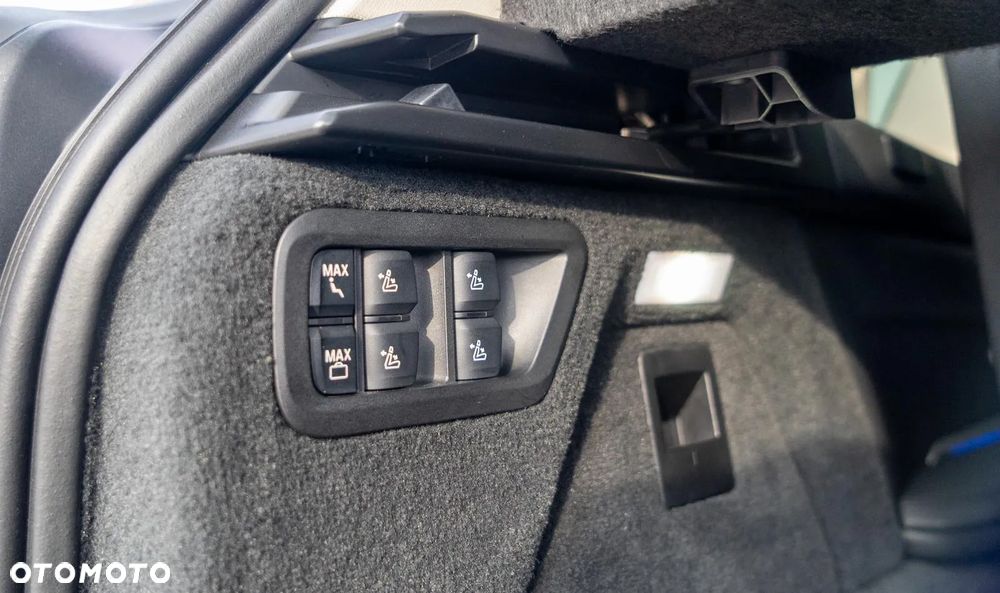 BMW X7 xDrive40i - 29