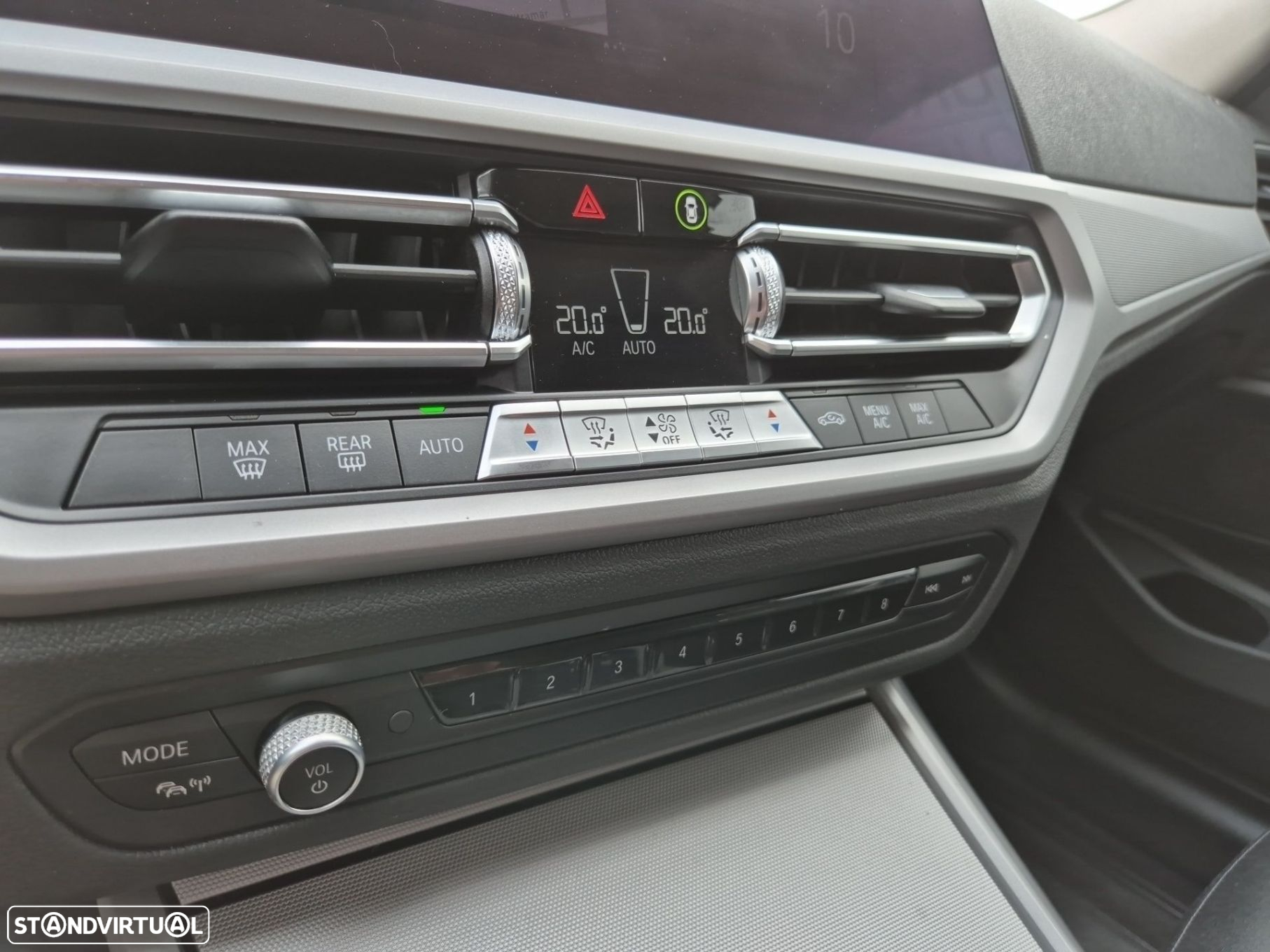 BMW 330 e Touring Corporate Edition Auto - 26