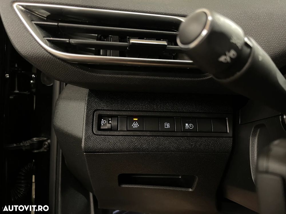 Peugeot 3008 225 e-EAT8 Allure Pack - 28
