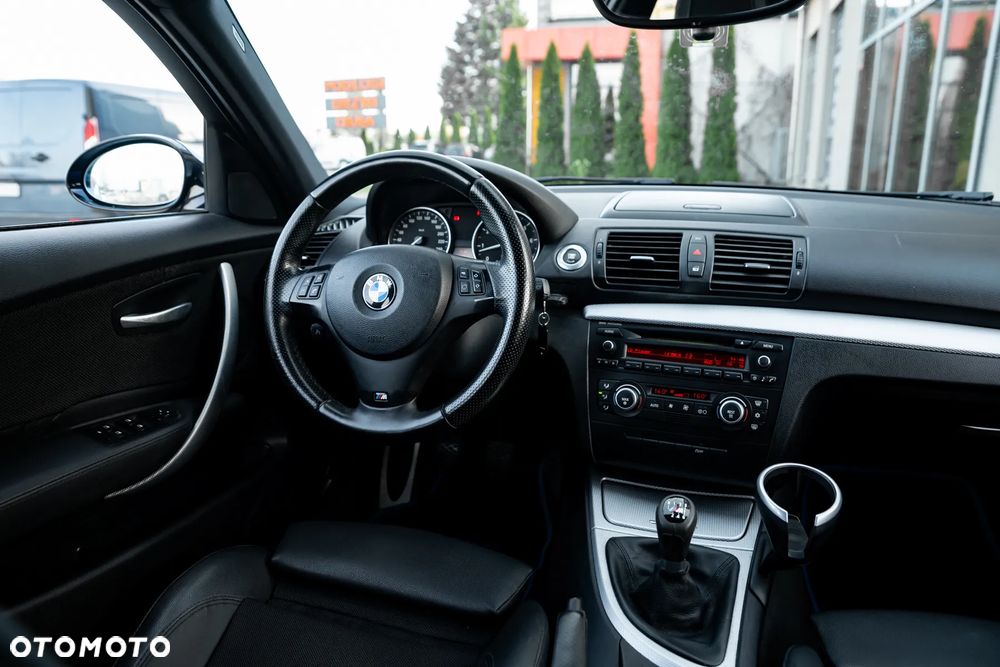 BMW Seria 1 120i Edition Sport - 22