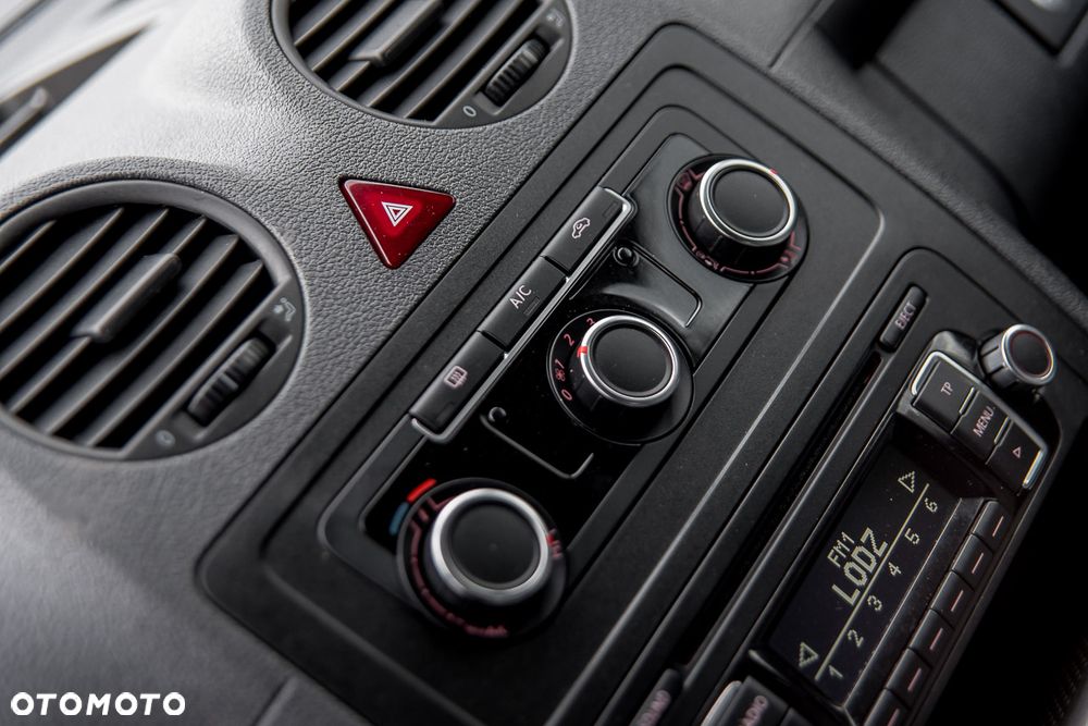 Volkswagen Caddy - 32