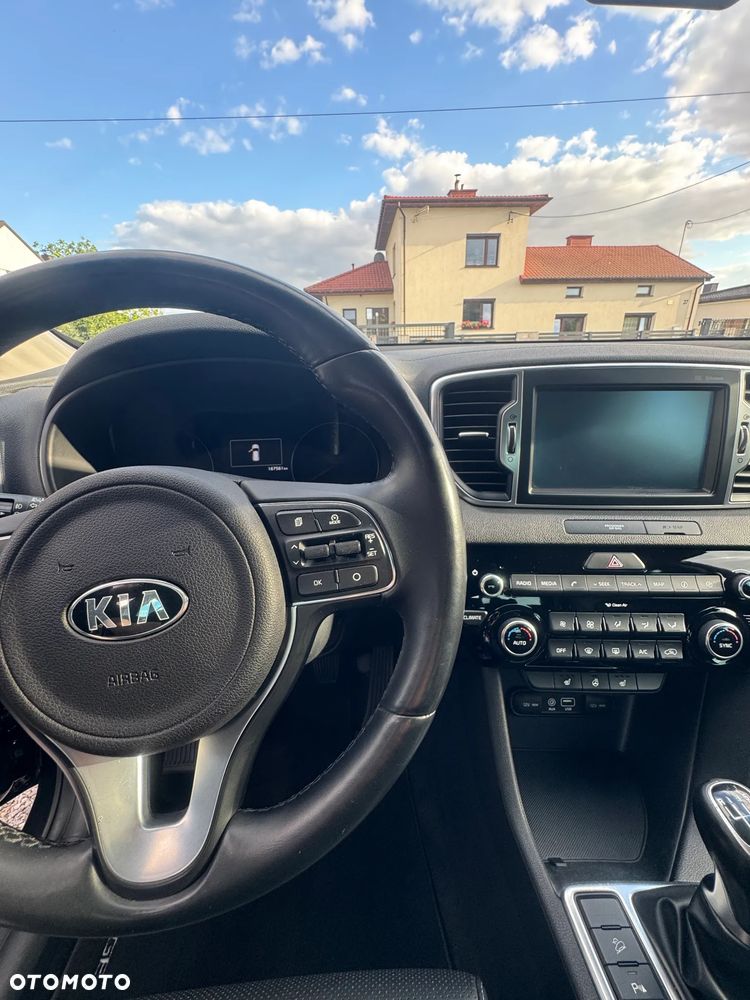 Kia Sportage 1.6 GDI 2WD DREAM-TEAM EDITION - 23