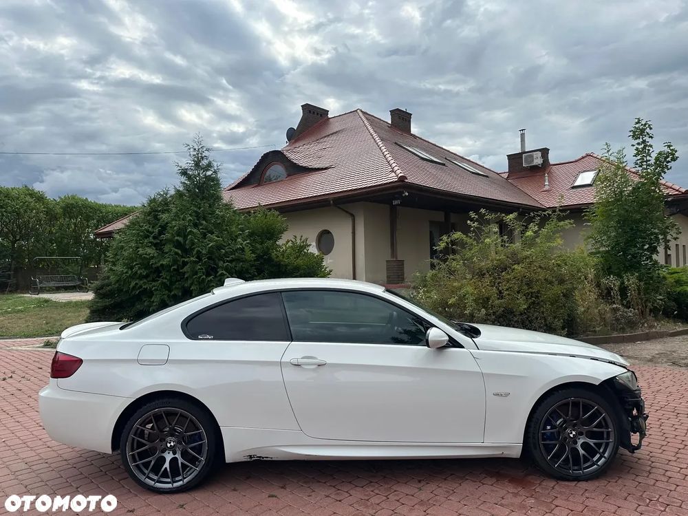BMW Seria 3 330d Coupe - 18