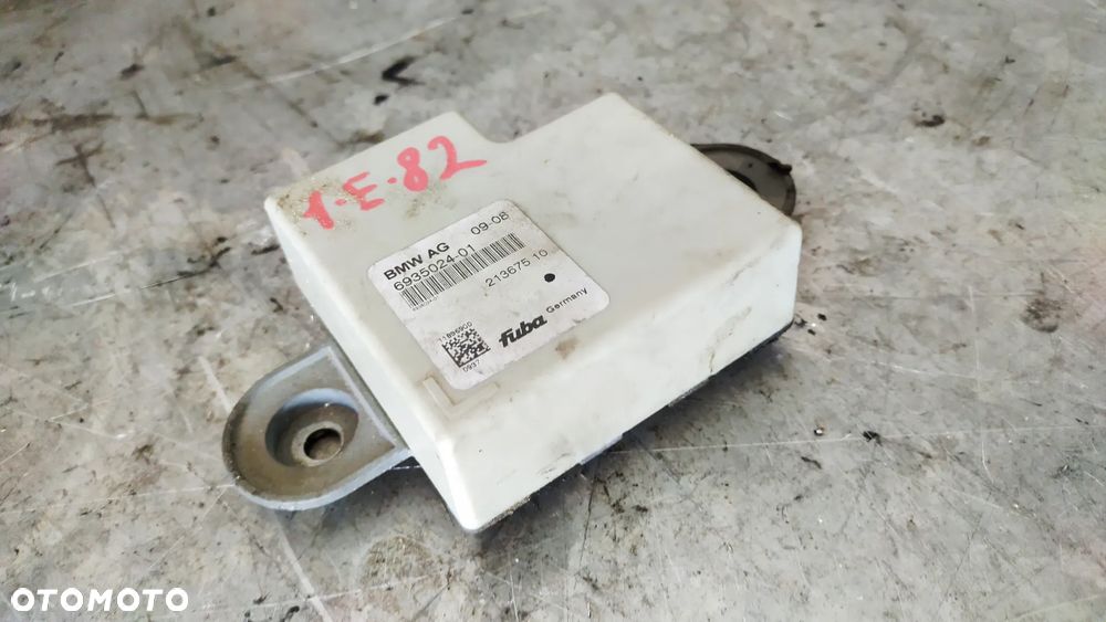 MODUŁ ANTENOWY 6935024-01 BMW E91 E60 E61 - 1
