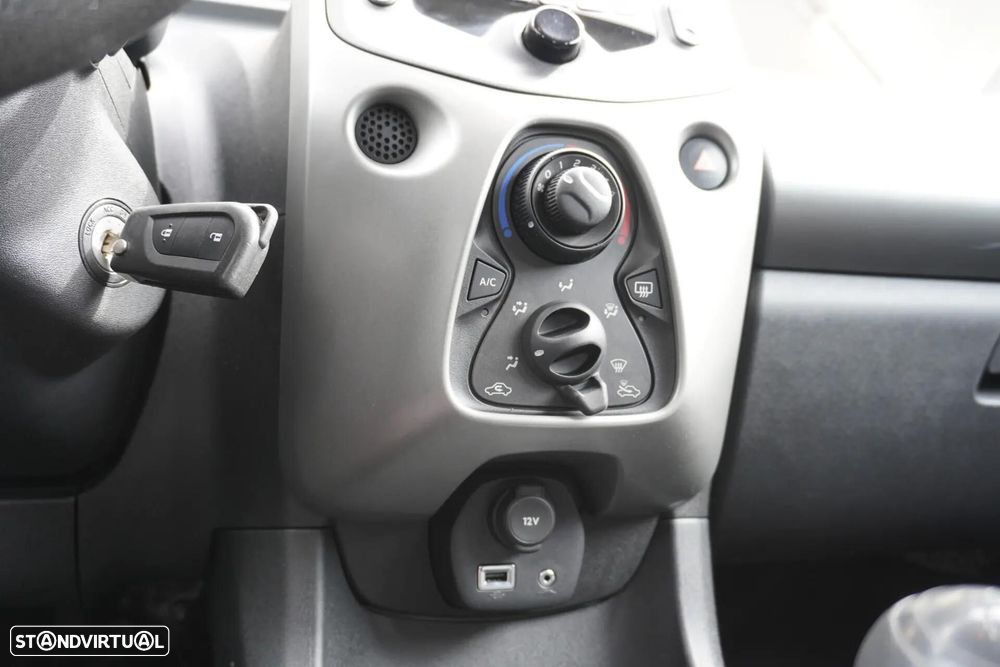 Peugeot 108 1.0 VTi Active - 12