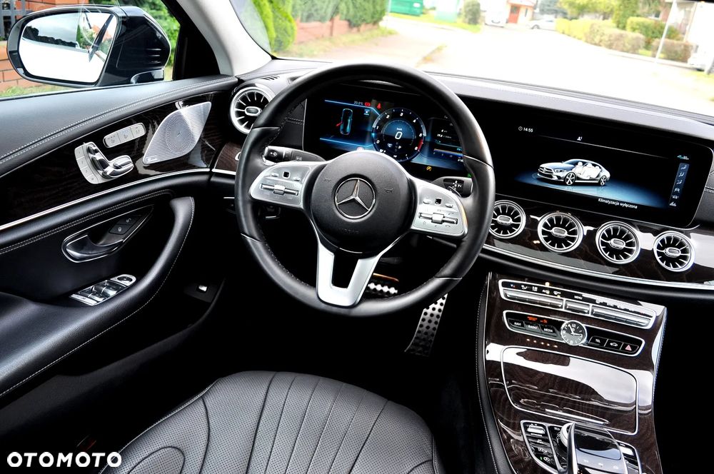 Mercedes-Benz CLS - 24