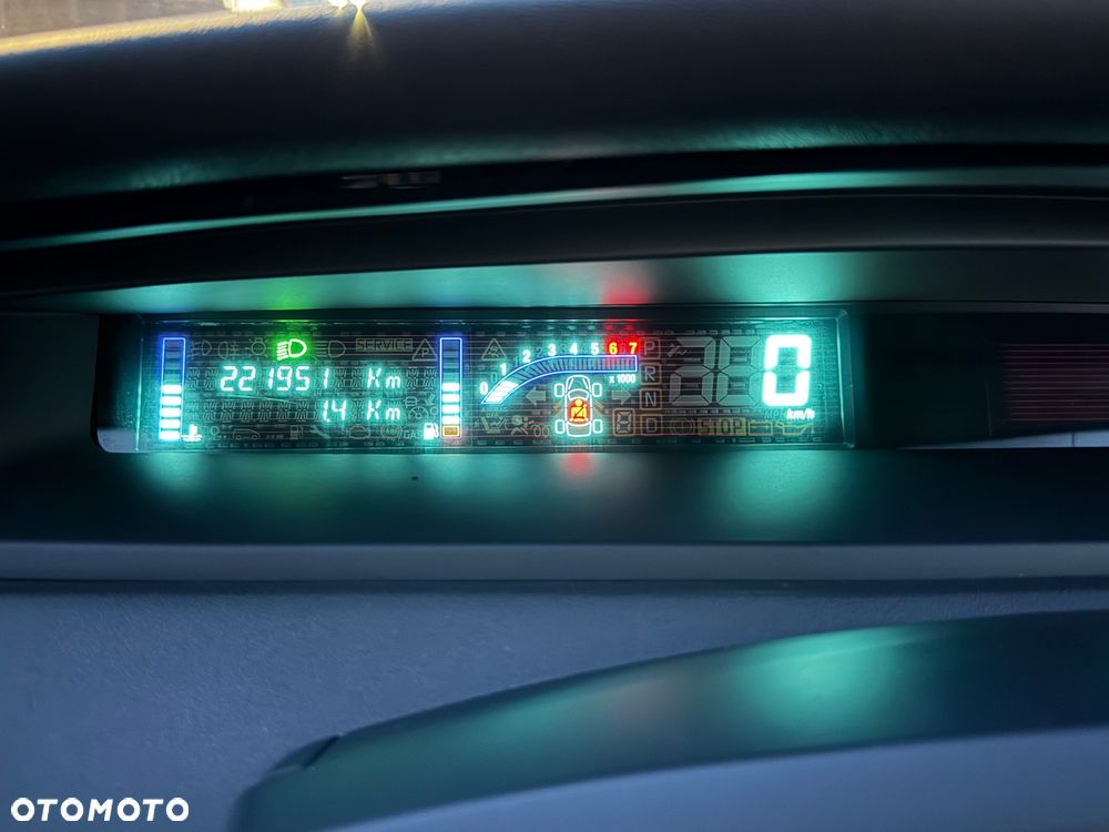 Renault Grand Scenic - 15