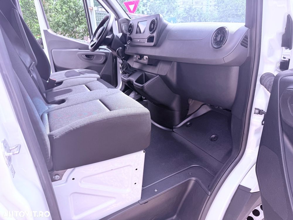 Mercedes-Benz Sprinter Sasiu Cabina Dubla RWD Compact - 25