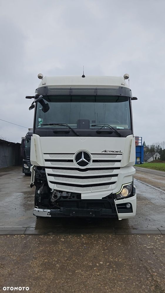 Mercedes-Benz Actros 1845 - 2