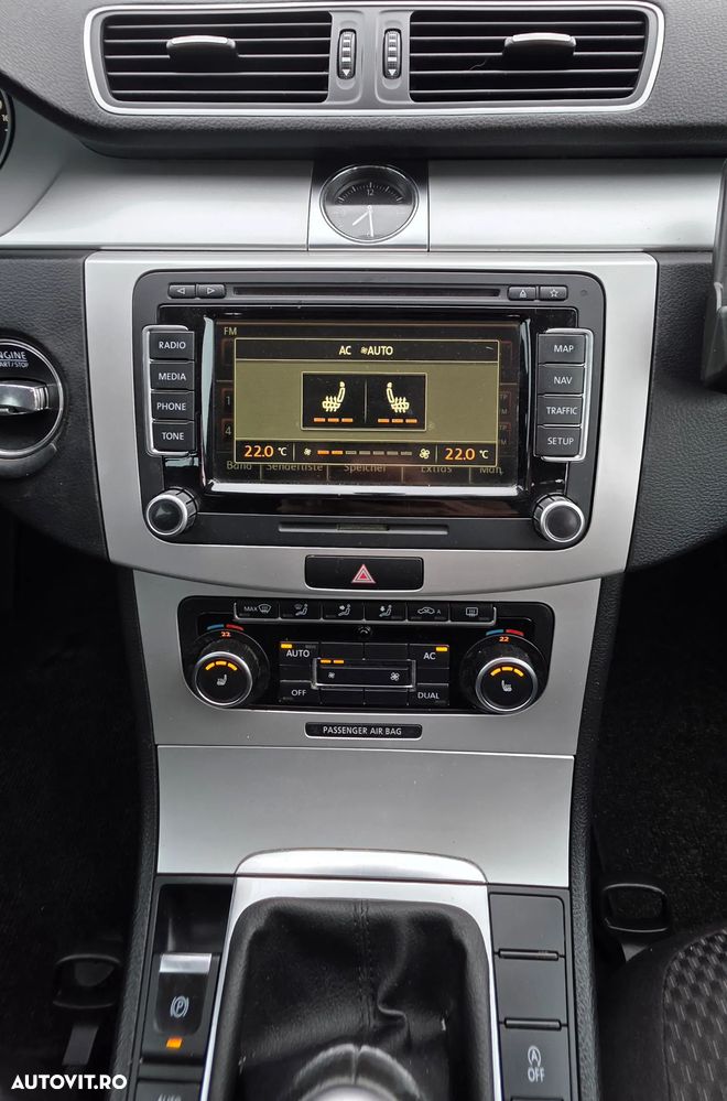 Volkswagen Passat 1.9 TDI DPF Comfortline - 6